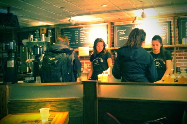 ルイスさんとコーヒーショップへ！
